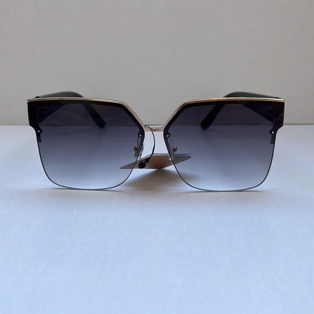 Square Sunglasses Oversized